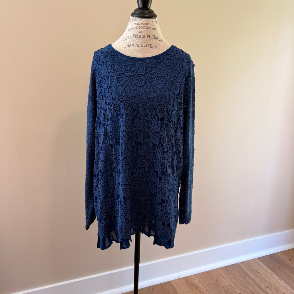 Bedford Fair Women's Navy Blue Embroidered Blouse Size 2X